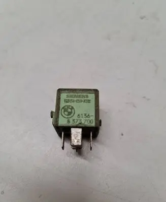 BMW 5 E39 Other relay 8373700 6136