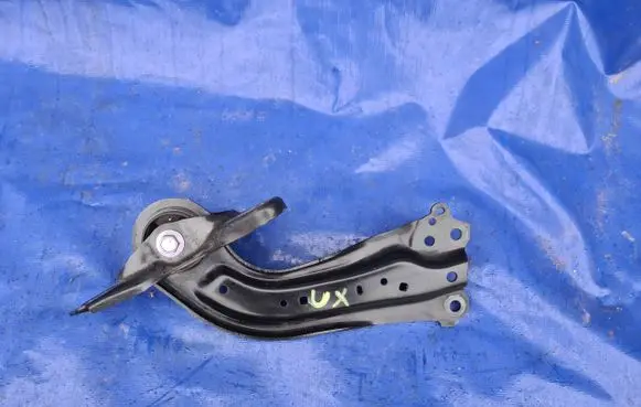 Lexus UX Rear upper control arm/wishbone