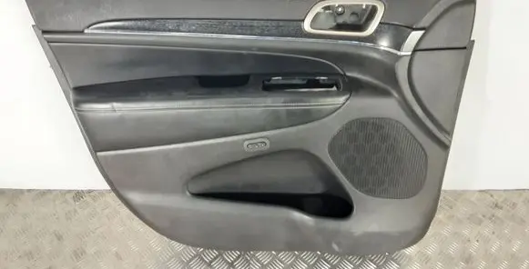 Jeep Grand Cherokee Front door card panel trim
