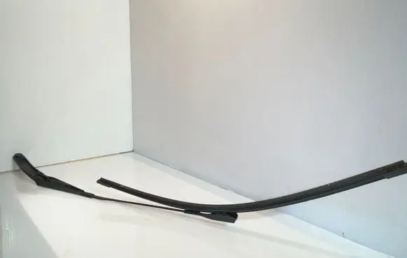 Audi S5 Windshield/front glass wiper blade 8T1955408A 8T1955408