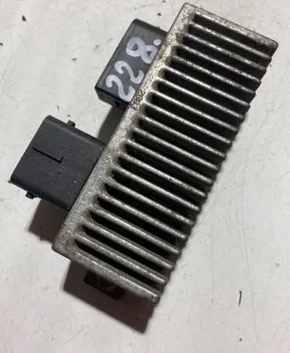 Nissan Qashqai Glow plug pre-heat relay 8200558438A