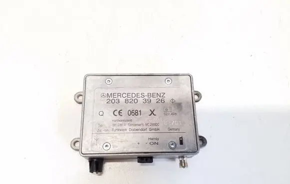Mercedes-Benz C W203 Aerial antenna amplifier 2038203926
