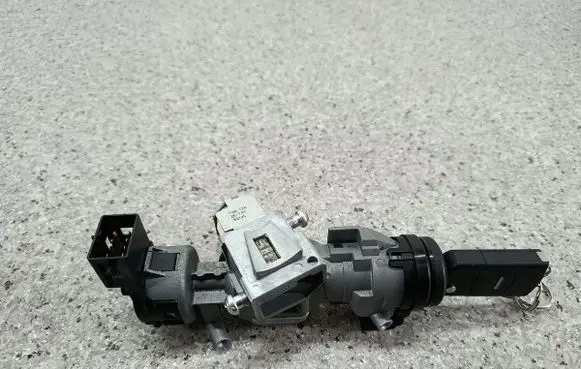 Mazda 3 II Ignition lock