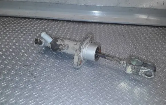 SsangYong Kyron Clutch master cylinder 