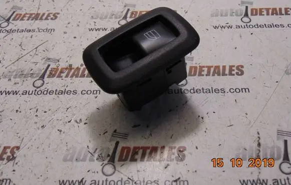Mercedes-Benz B W245 Electric window control switch A2518200510