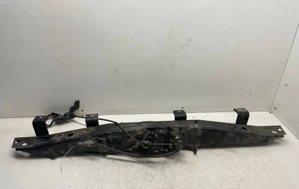 Nissan X-Trail T32 Radiator mount bracket