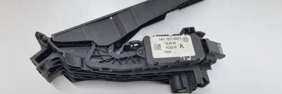 Volkswagen Golf V Accelerator throttle pedal 1K1721503P