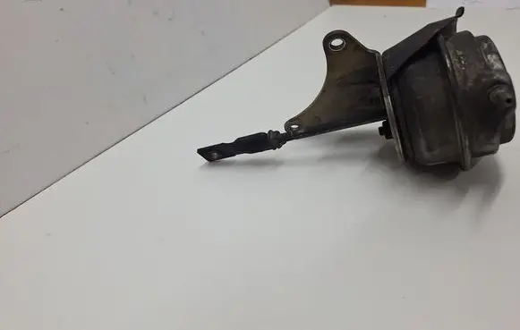 Volkswagen Touran I Turbo system vacuum part 