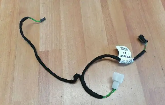 Mercedes-Benz CLS C219 Sound system wiring loom A2115408308