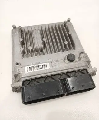 Mercedes-Benz A W176 Engine control unit/module A6519007600 28391946