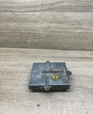 Ford Mondeo Mk III Headlight ballast module Xenon 1S7115B655AA 1307329064