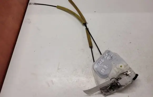 Mazda 6 Front door lock 9K16B0093