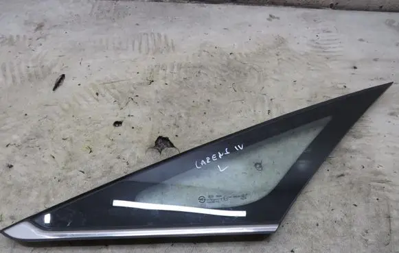 KIA Carens III Front triangle window/glass GMAUTO4574097