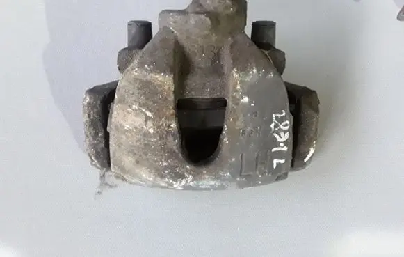 Ford Focus Front brake caliper 1682876
