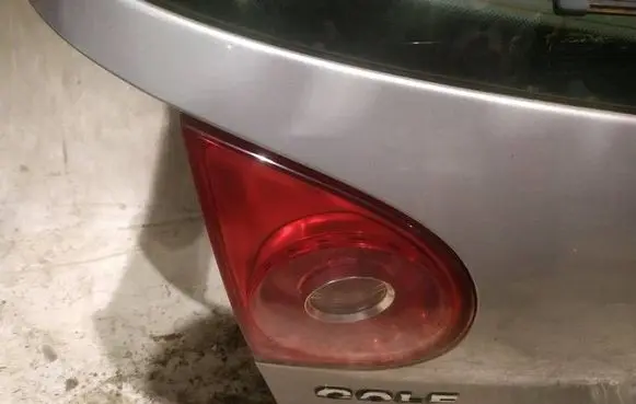 Volkswagen Golf V Tailgate rear/tail lights 