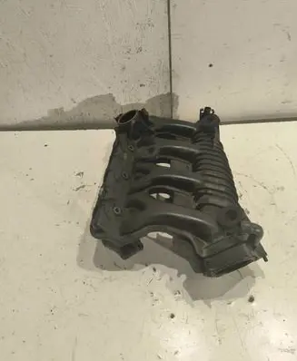 Mercedes-Benz E W212 Intake manifold A2710903037