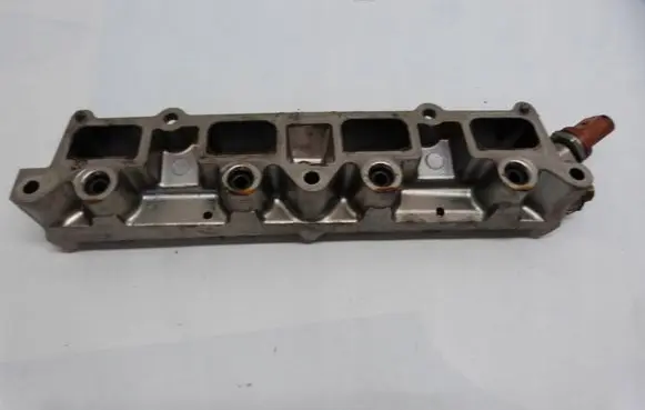 Volkswagen Polo IV 9N3 Fuel main line pipe 0261545051