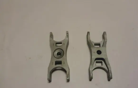 Skoda Octavia Mk3 (5E) Fuel Injector clamp holder 