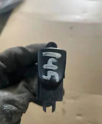 Nissan Juke I F15 Electric window control switch 2430 25411