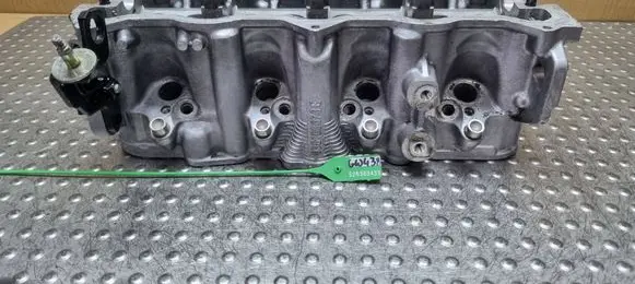 Volkswagen Golf IV Engine head 038103373E