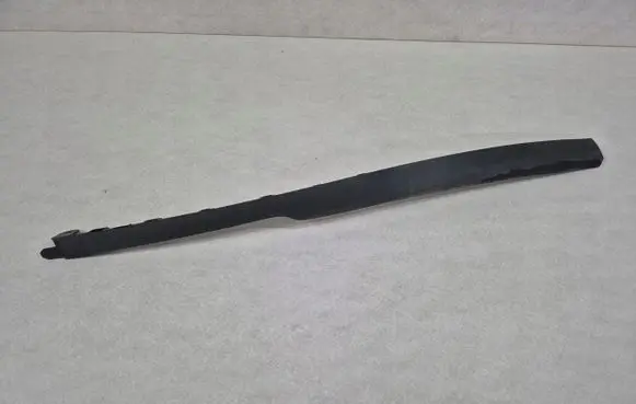 Opel Meriva B Front bumper lip 13267706