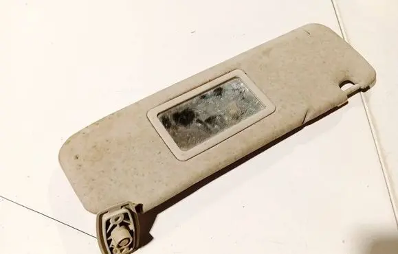 Sun visor