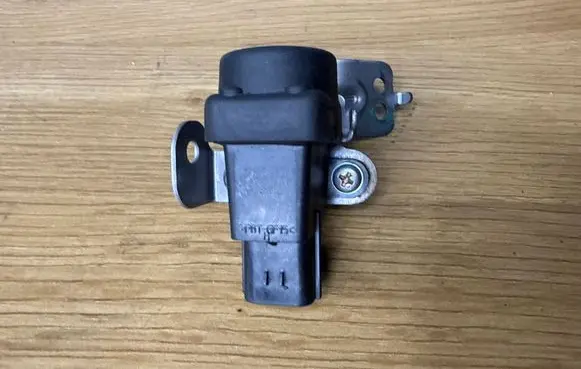 Honda Civic Fuel cut-off switch 35910S040010