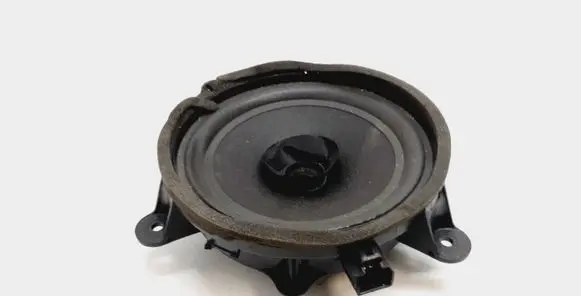 Volvo V50 Front door speaker 8651206