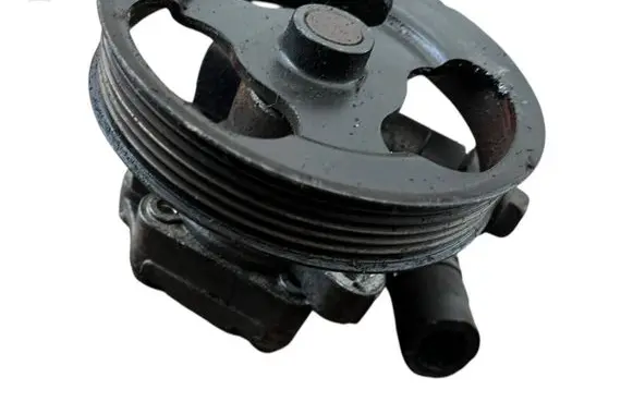 Mazda 3 I Power steering pump 3y06858