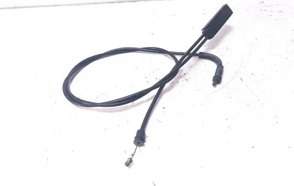 Mercedes-Benz C W204 Engine bonnet/hood lock release cable A2048800059
