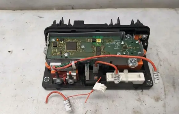 BMW X5 G05 MPM control module E11575400