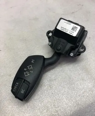BMW 5 E60 E61 Indicator stalk 695134903