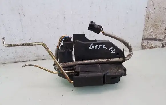 Hyundai Getz Front door lock