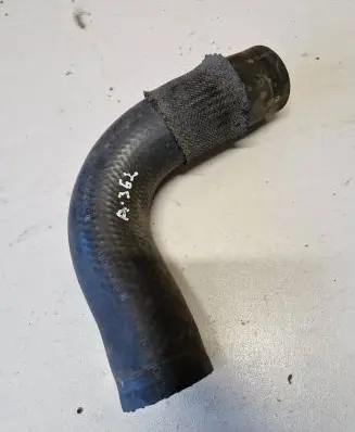 Toyota Avensis T270 Intercooler hose/pipe 33ACM090119