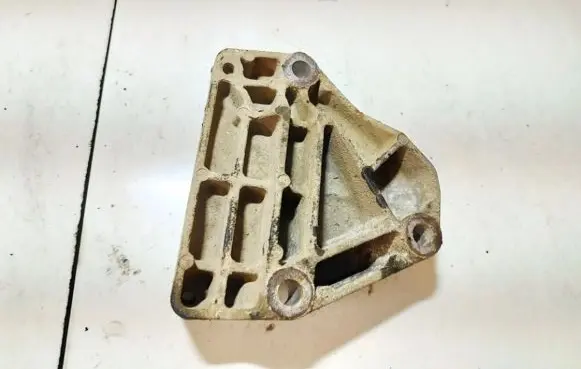 Opel Combo C Engine mounting bracket 90529603
