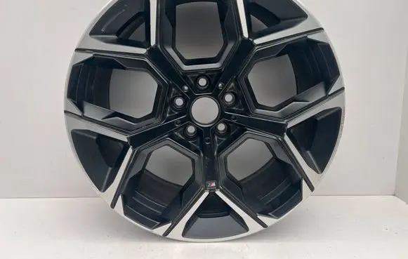 BMW X1 U11 R20 alloy rim 6898052