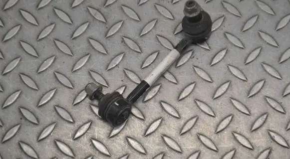 Tesla Model 3 Rear anti-roll bar/stabilizer link 104449600F