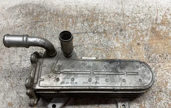 Skoda Octavia Mk1 (1U) EGR valve cooler 038131513AD