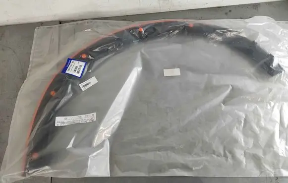 Volvo XC90 Front arch trim 39871735