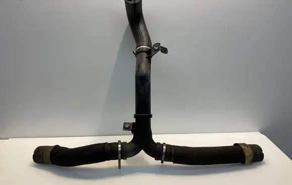 Intercooler hose/pipe