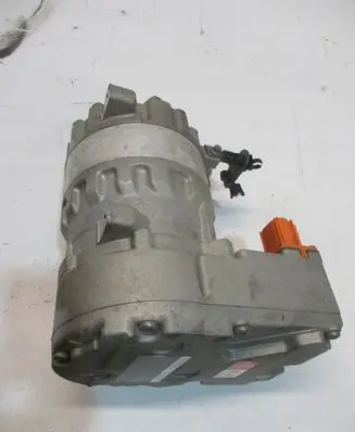Audi A3 S3 A3 Sportback 8P Air conditioning (A/C) compressor (pump) 1EA820808D