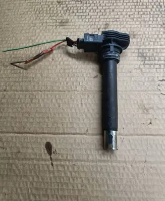 Skoda Yeti (5L) High voltage ignition coil 06H905115B 0221604115