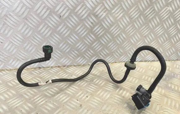 Opel Vivaro Vacuum valve 9818022680