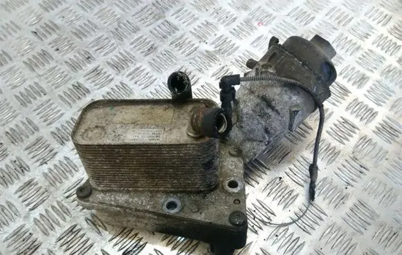 Opel Vectra C Gearbox / Transmission oil cooler 5989070241