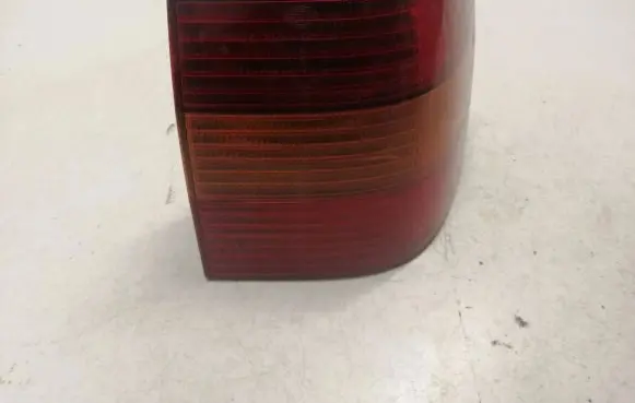 Volkswagen PASSAT B4 Rear/tail lights 3A5945257
