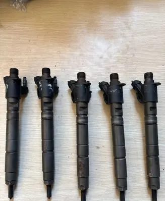 Volvo XC60 Fuel injector 31272690 110114