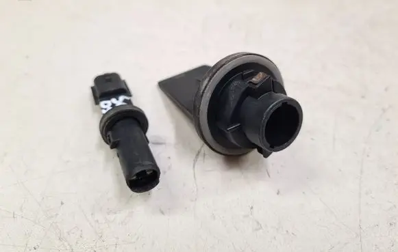 Renault Scenic II - Grand scenic II Headlight/headlamp bulb 