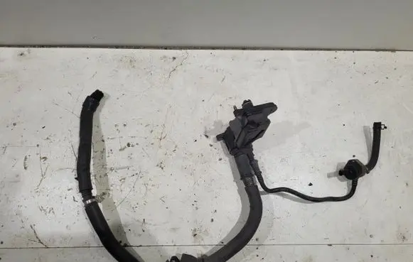 Mercedes-Benz GLC X253 C253 Oil breather separator A2740182301 A2700104403 A2740901029
