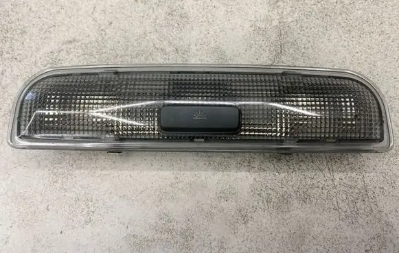 Audi A4 S4 B7 8E 8H Rear seat light 8P0947111A