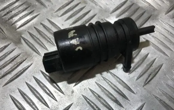Saab 9-5 Windscreen/windshield washer pump